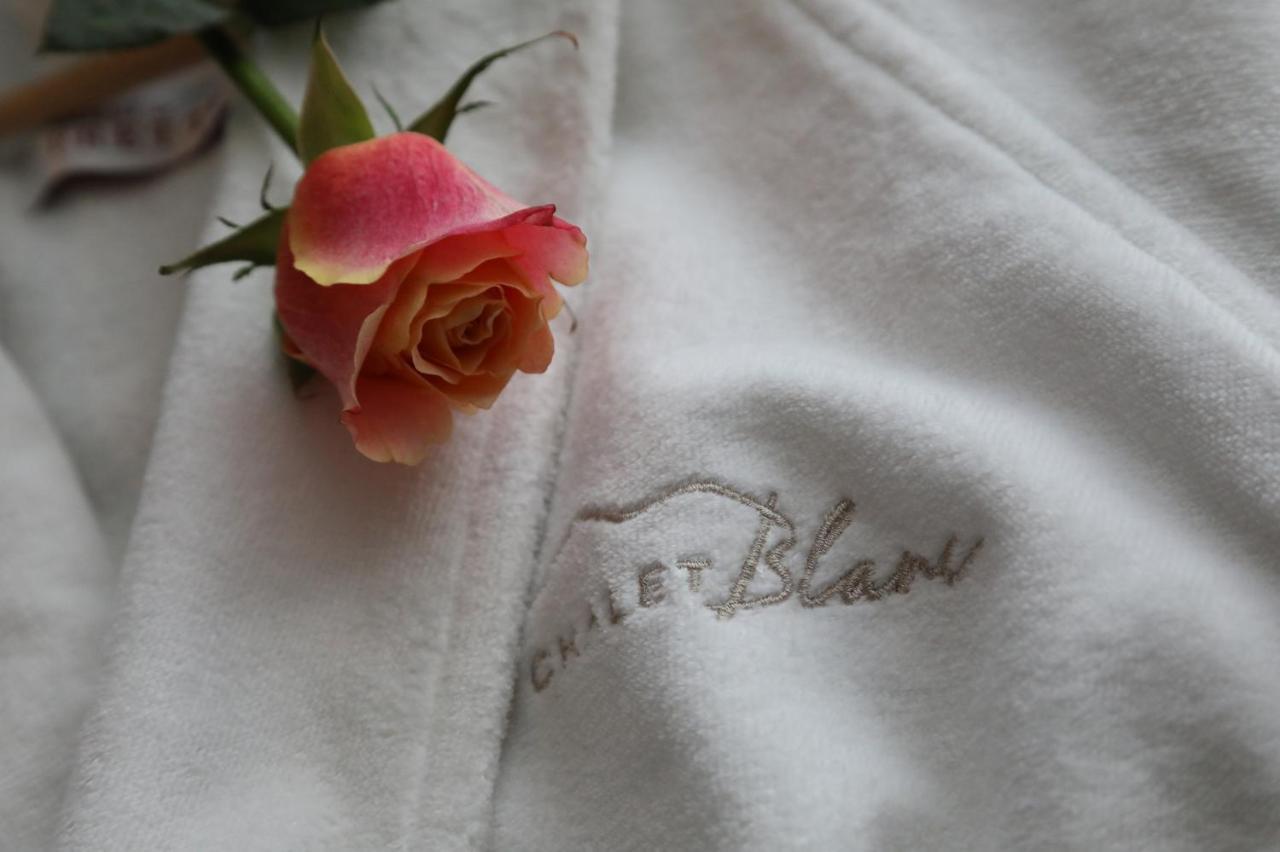 Chalet Blanc Cervinia Bed & Breakfast Breuil-Cervinia Ngoại thất bức ảnh